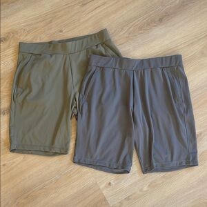32 Degrees Men's Athletic Shorts in Olive and Gray